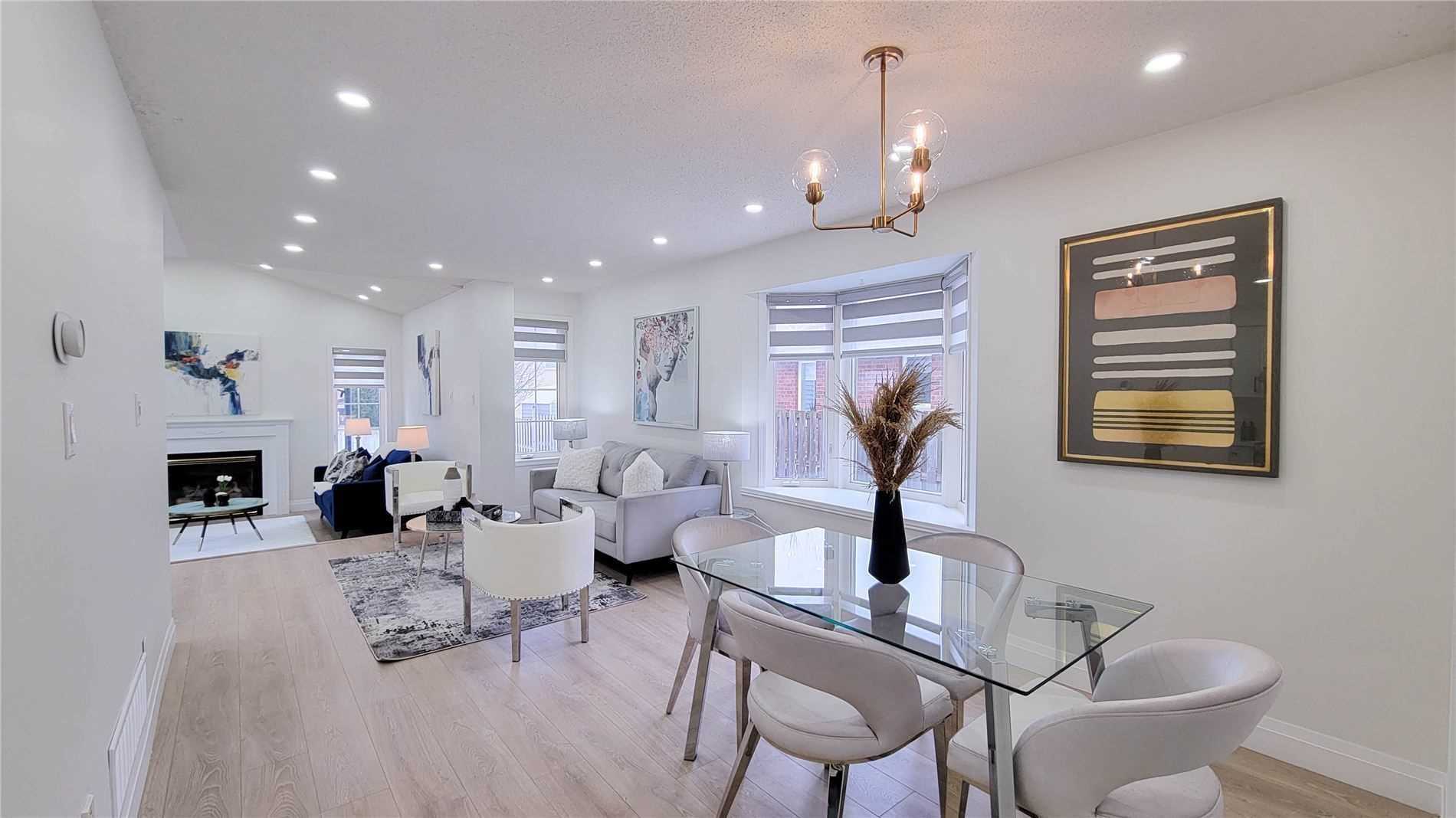 1657 Erindale Cres