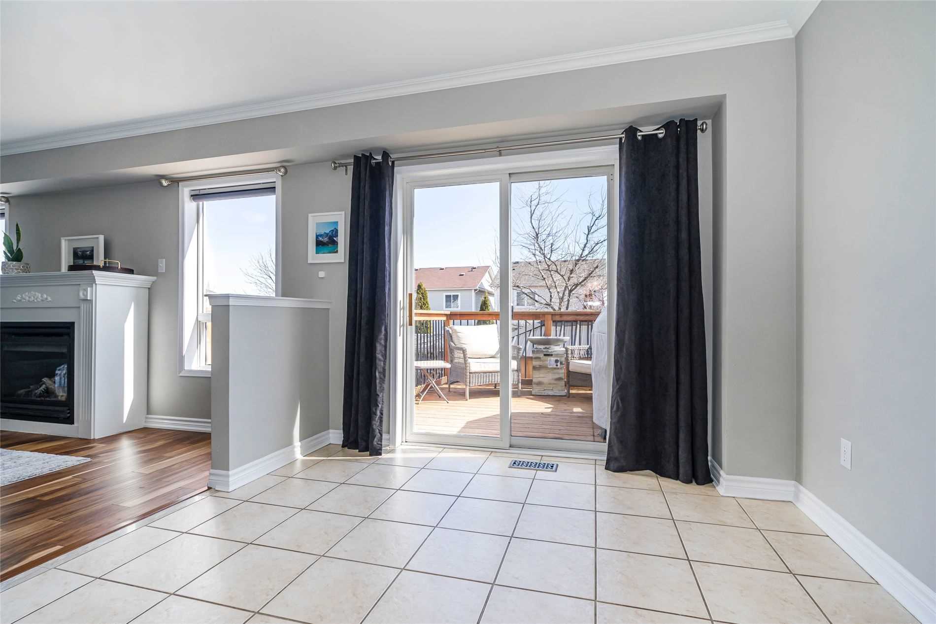 271 Scottsdale Dr
