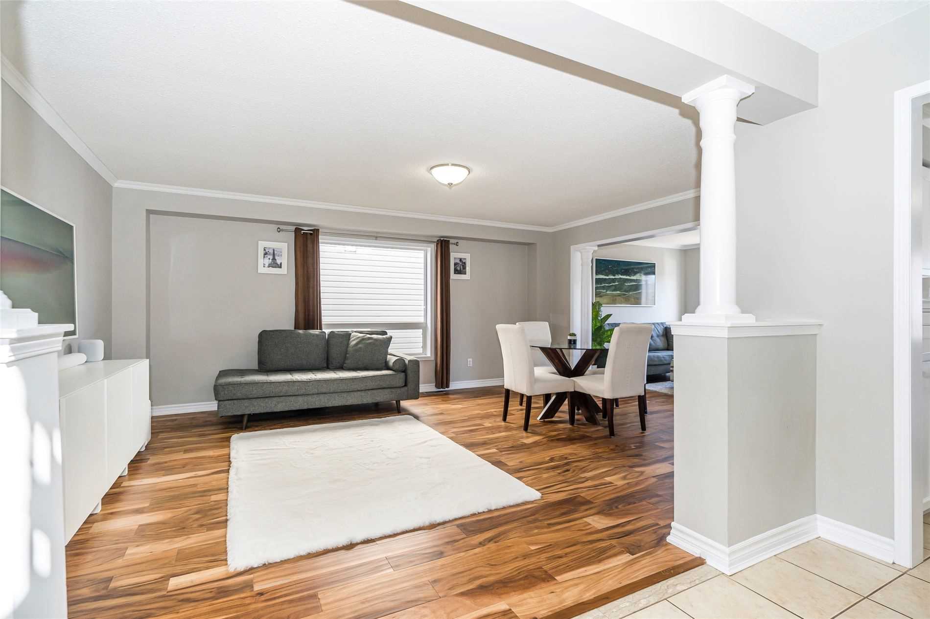 271 Scottsdale Dr