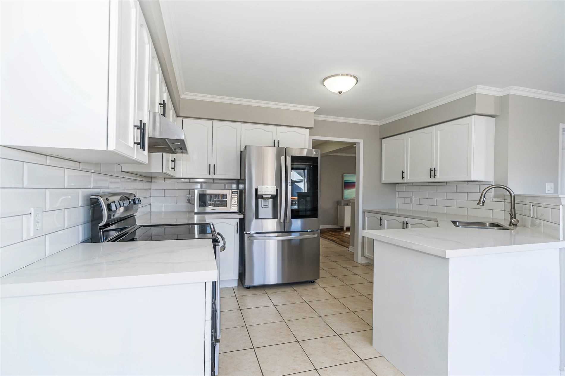 271 Scottsdale Dr