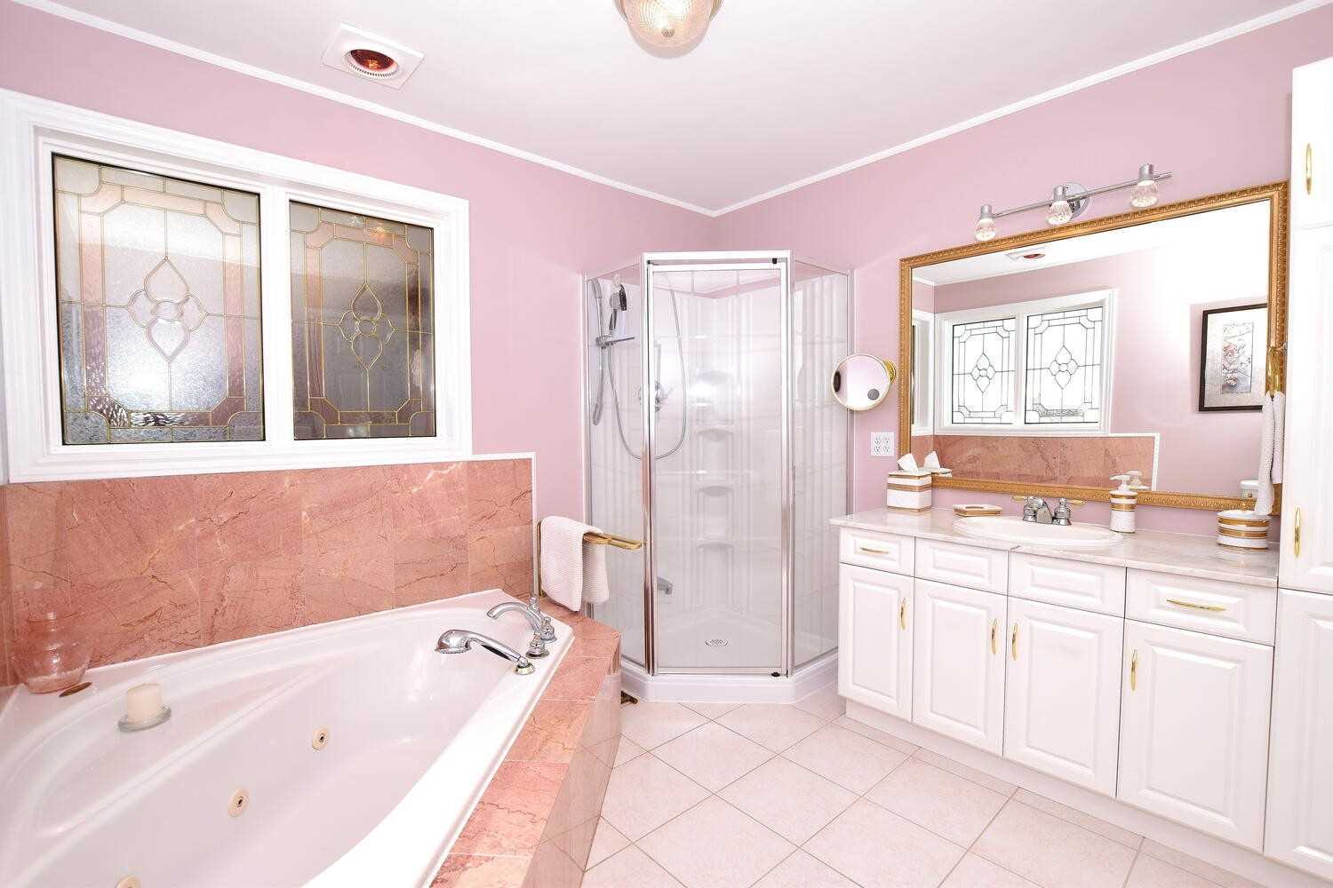 207 Aldred Dr