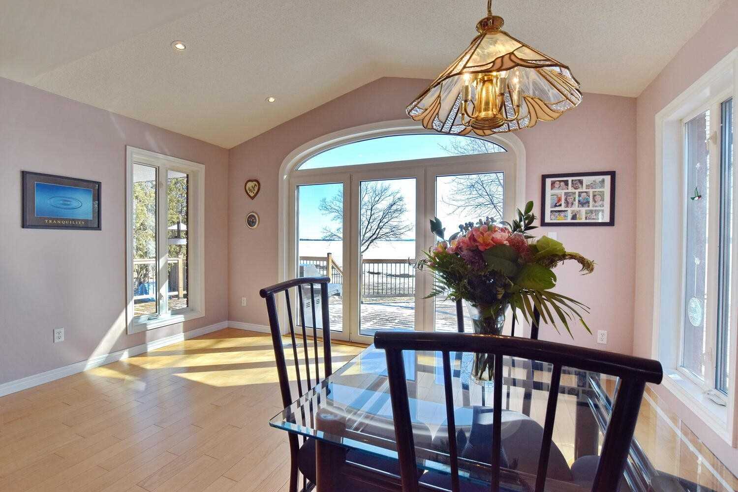 207 Aldred Dr