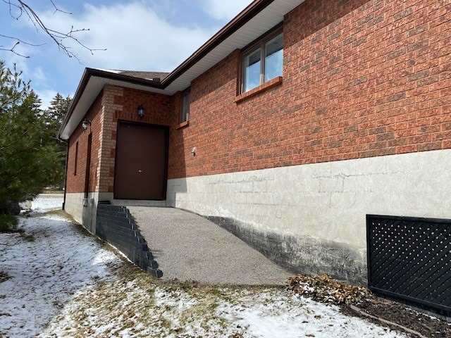 207 Aldred Dr