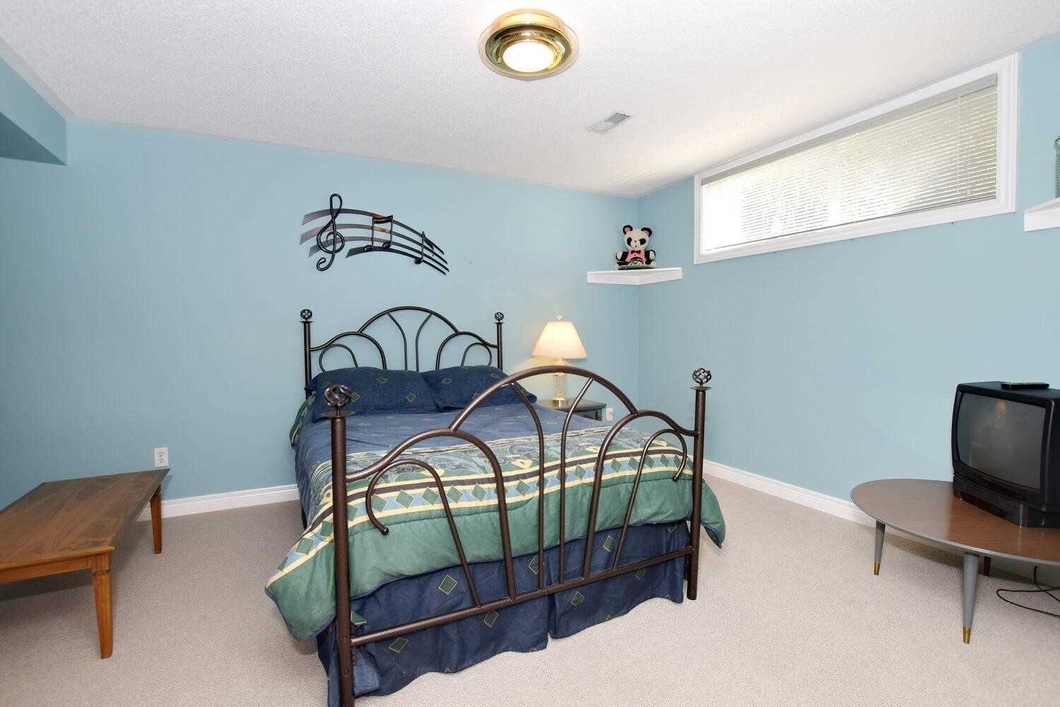 207 Aldred Dr