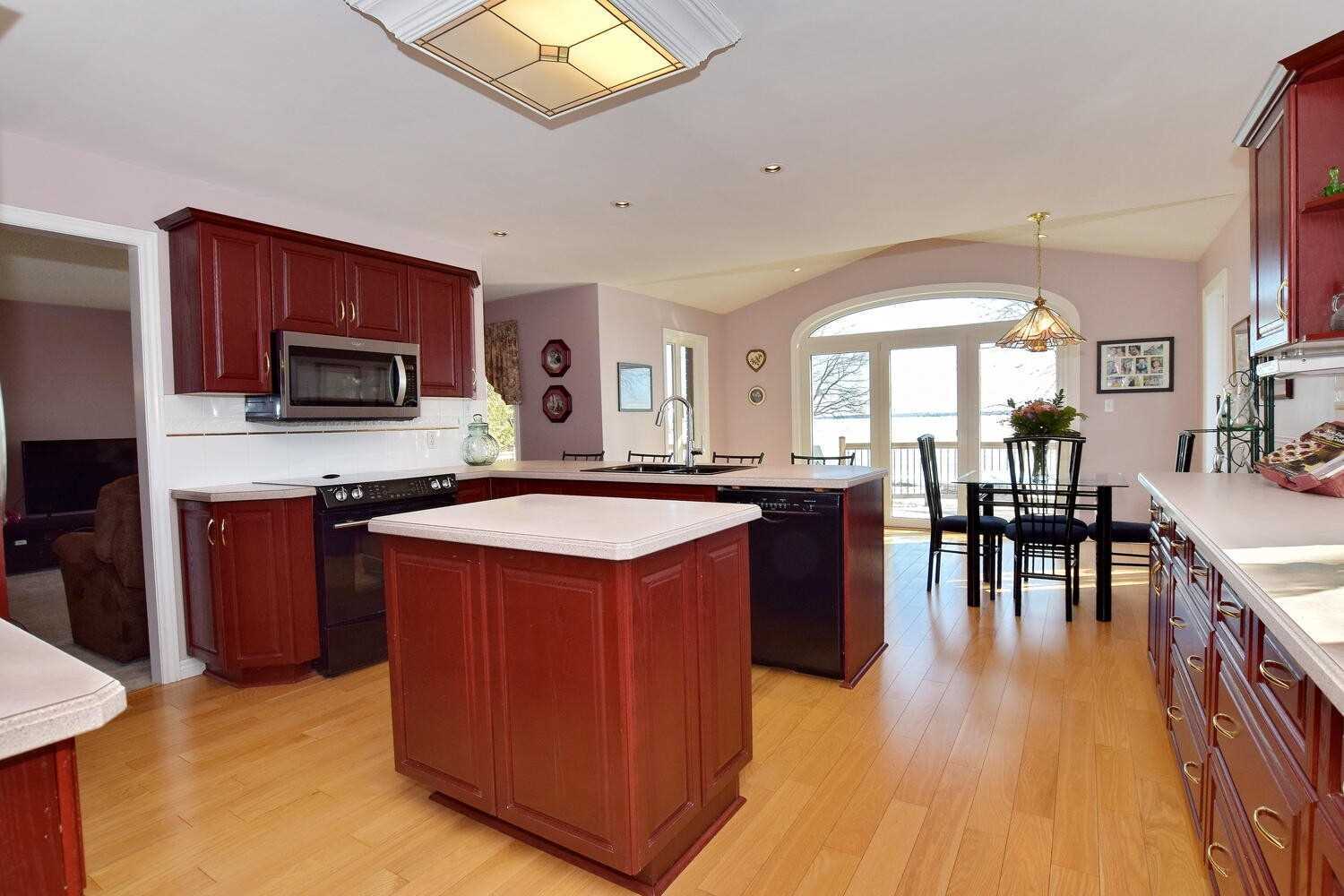207 Aldred Dr