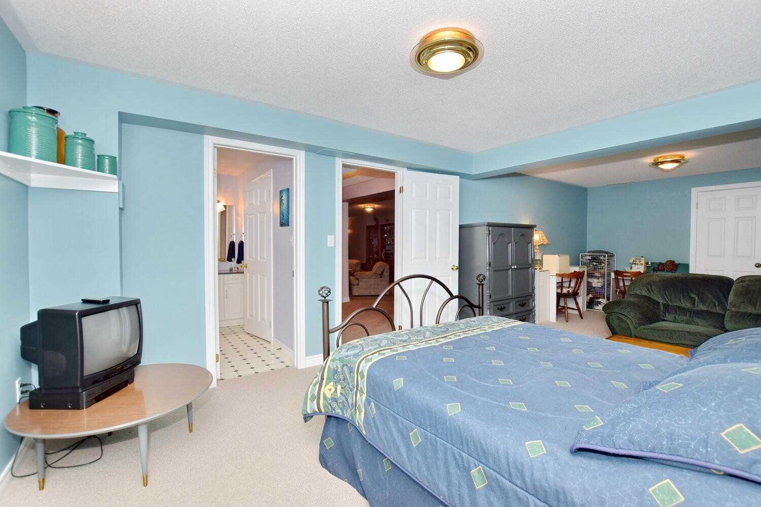 207 Aldred Dr