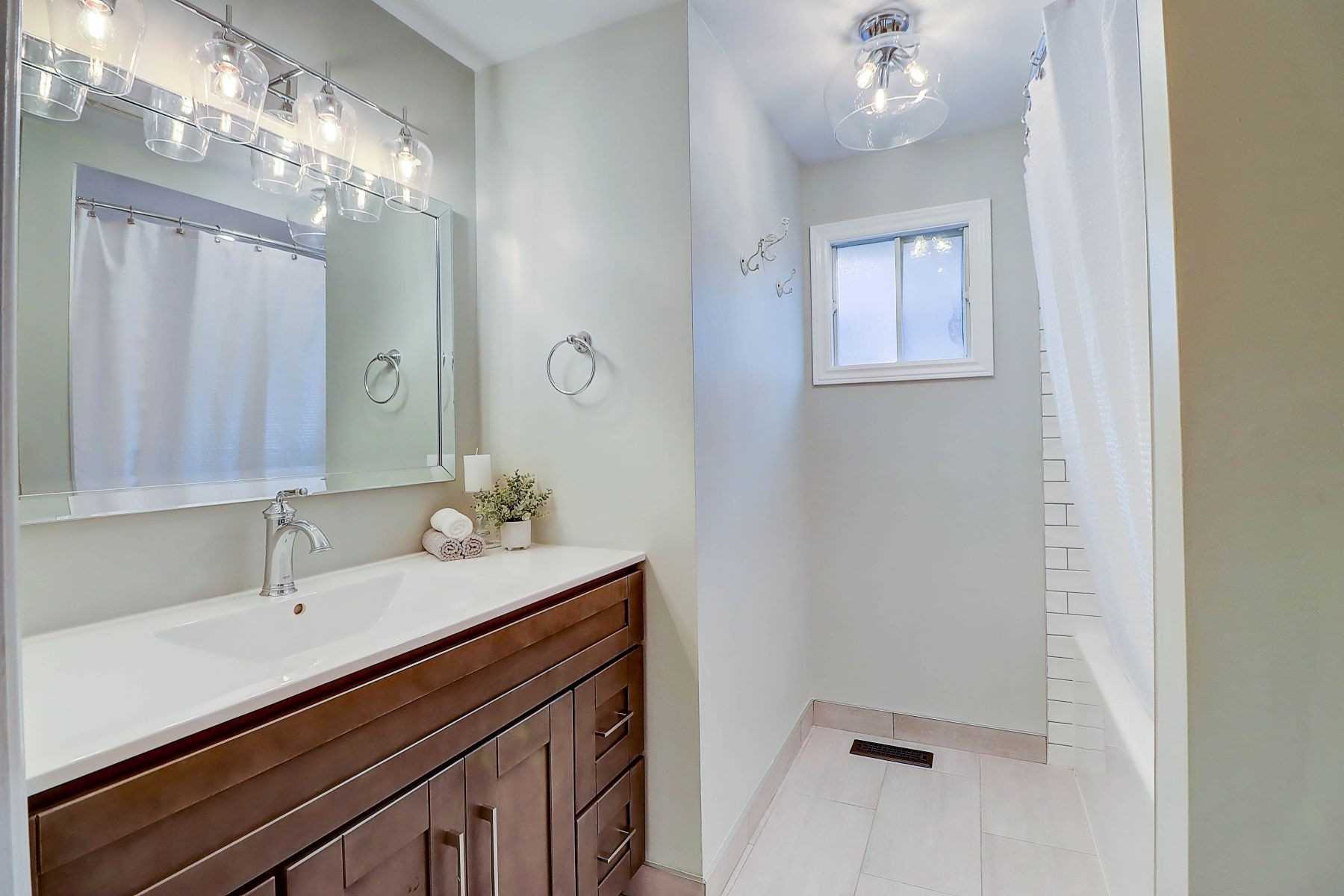 58 Wyndfield Cres