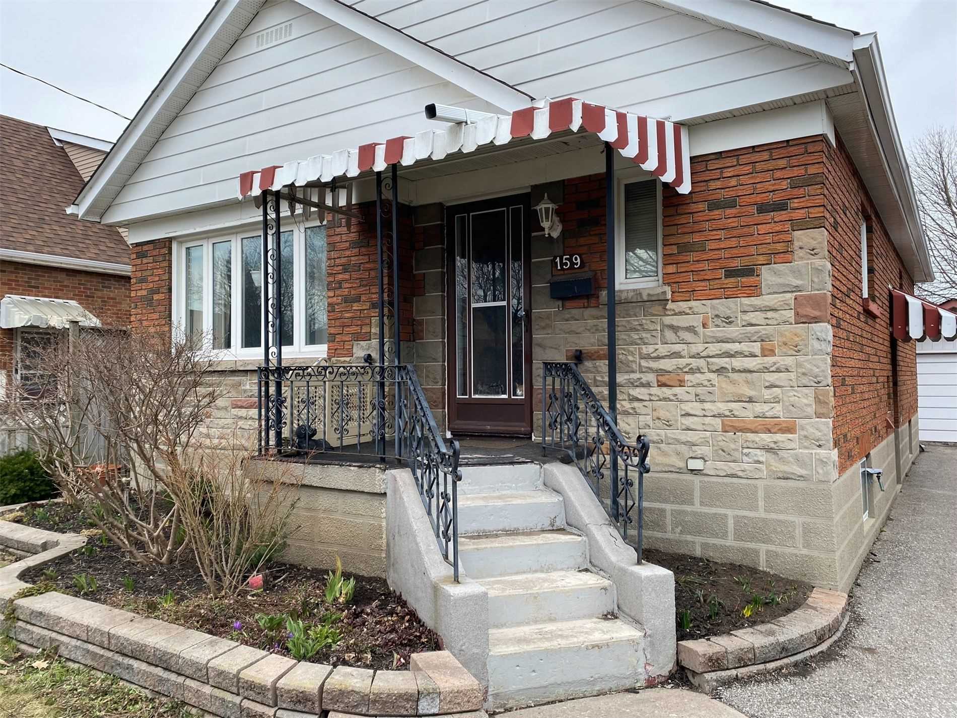 159 Cadillac Ave S
