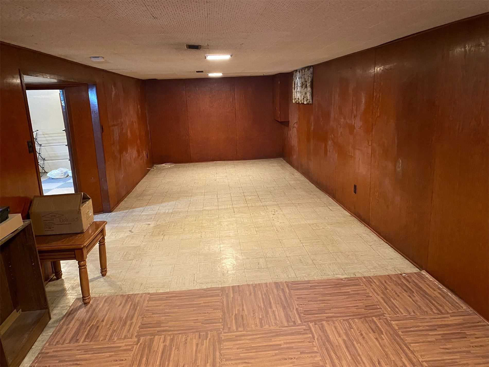 159 Cadillac Ave S