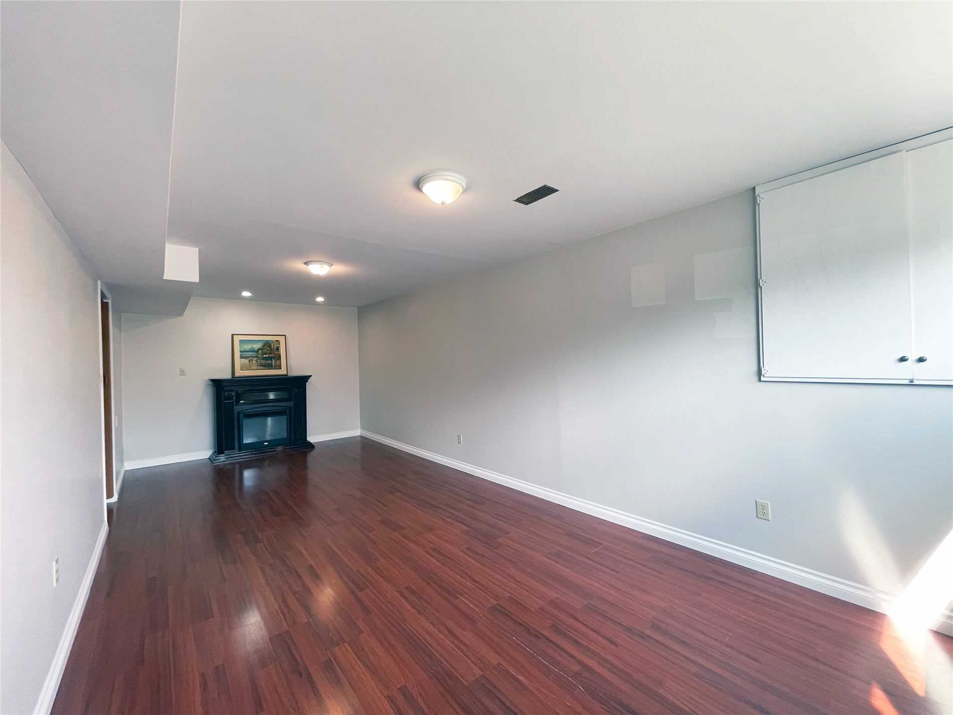 4 Orchard Park Dr