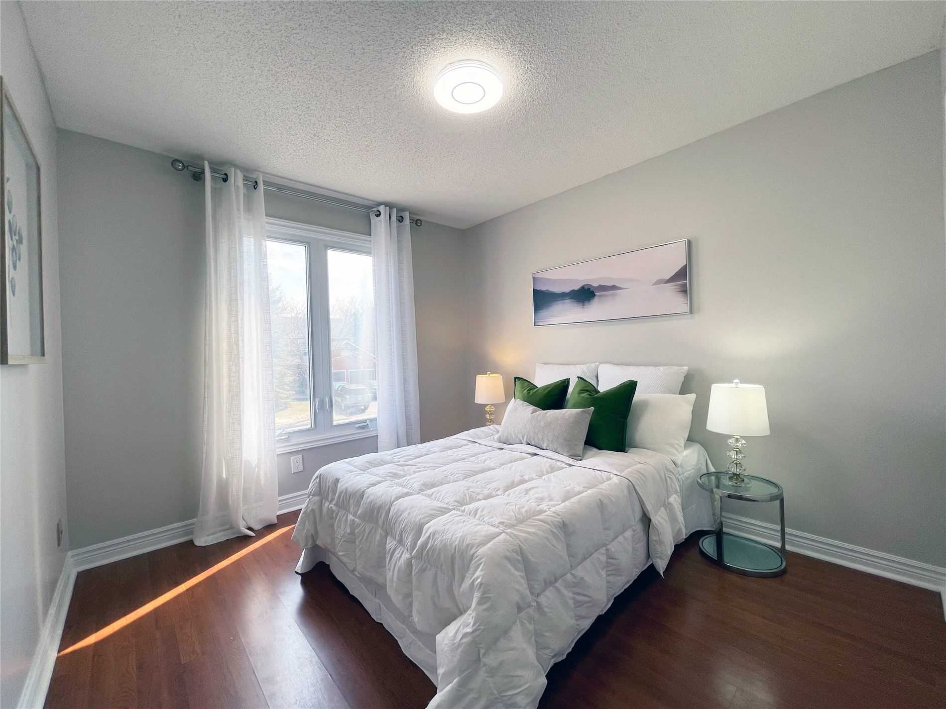 4 Orchard Park Dr