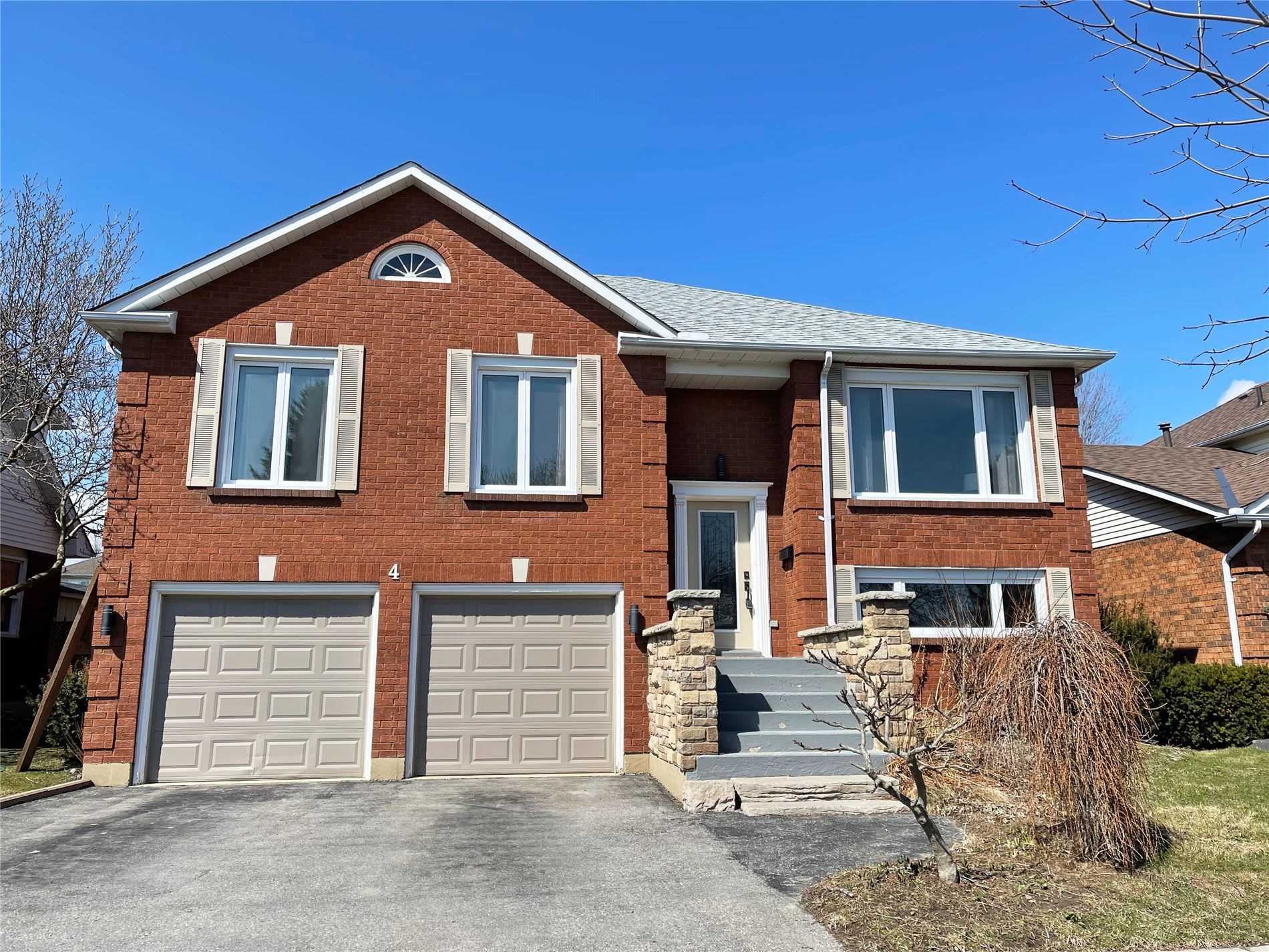 4 Orchard Park Dr