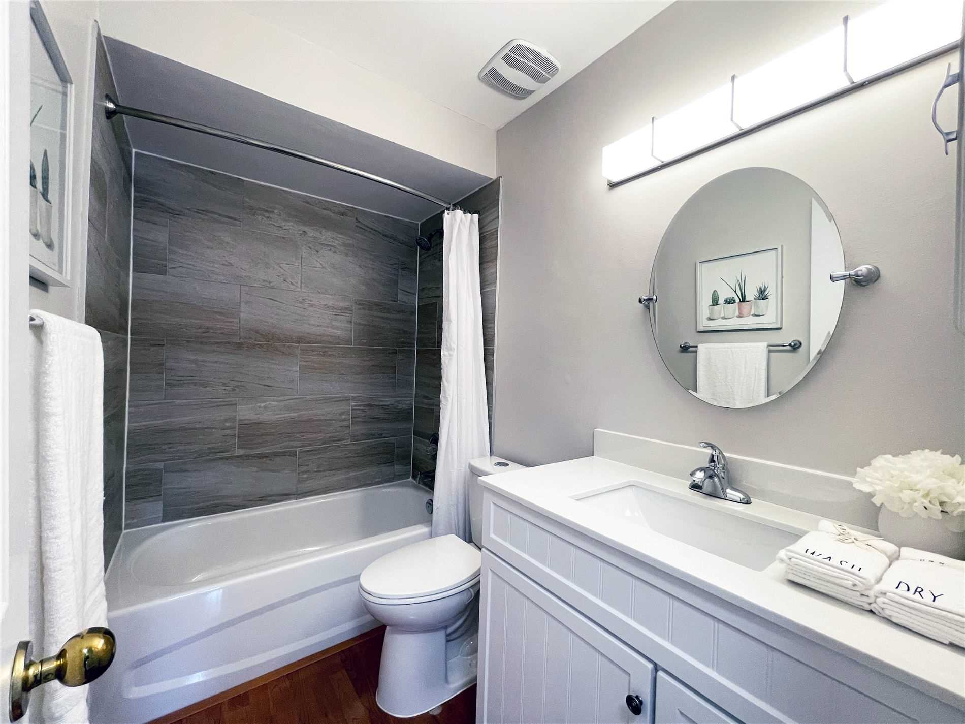 4 Orchard Park Dr