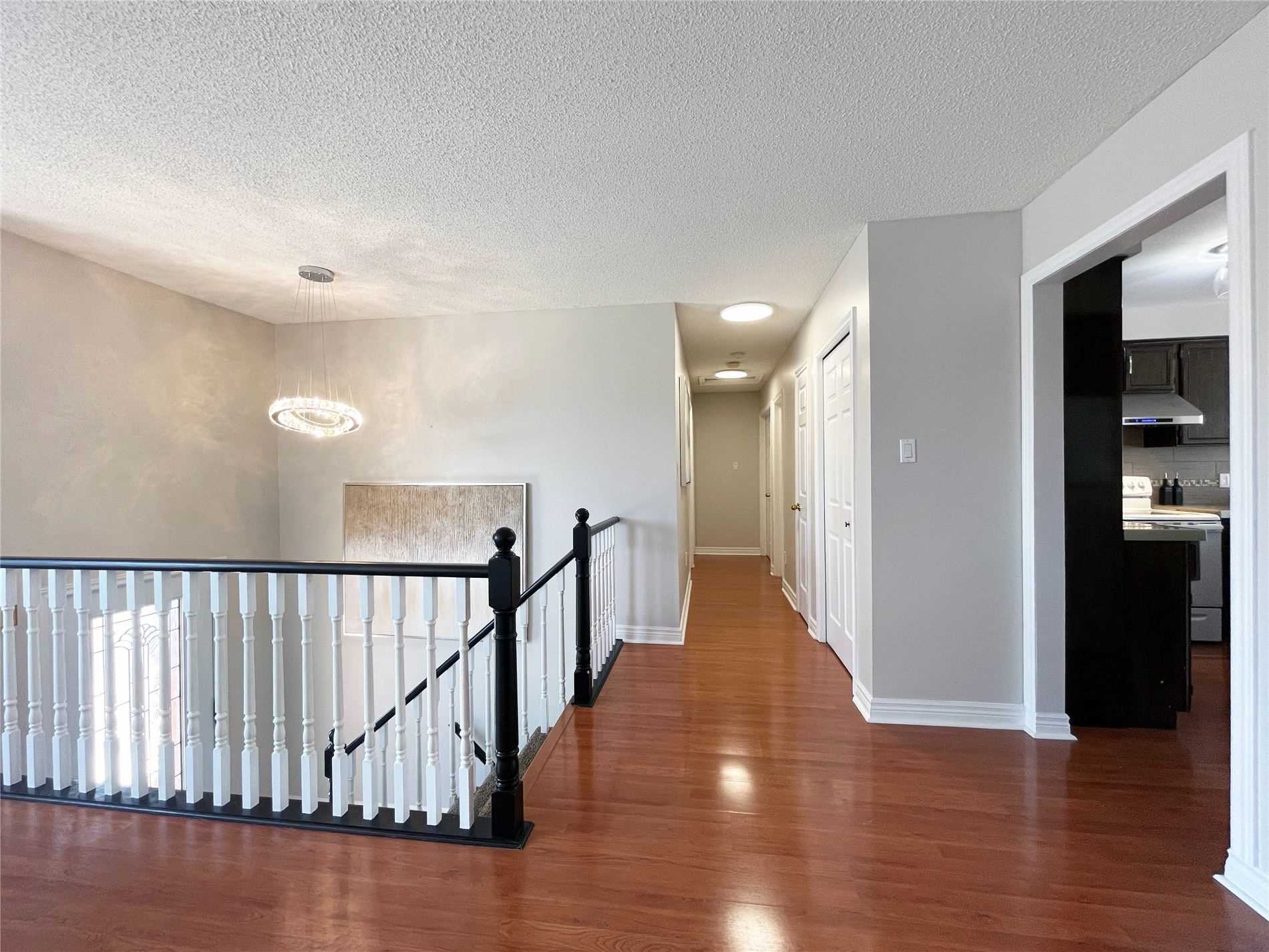 4 Orchard Park Dr