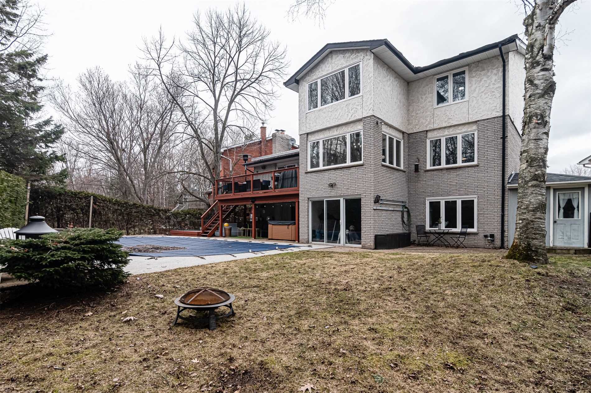 500 Old Brampton Crt