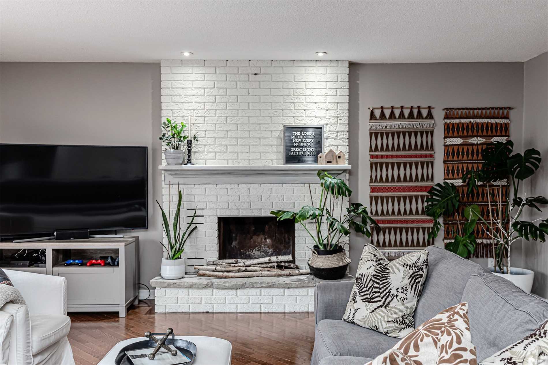 500 Old Brampton Crt