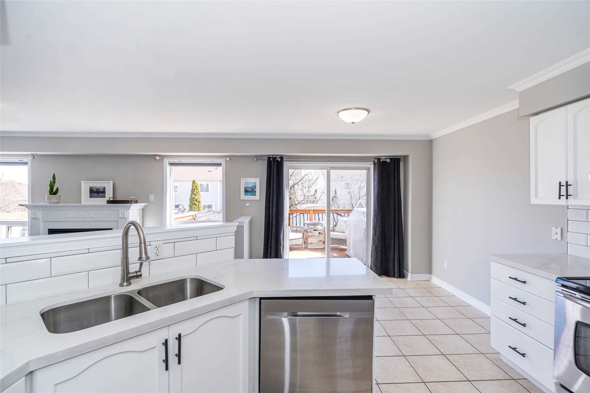 271 Scottsdale Dr