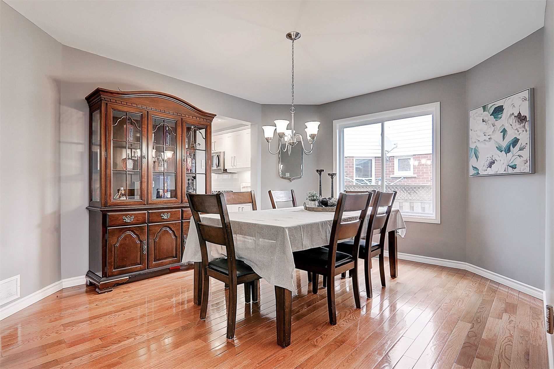 110 Glenabbey Dr