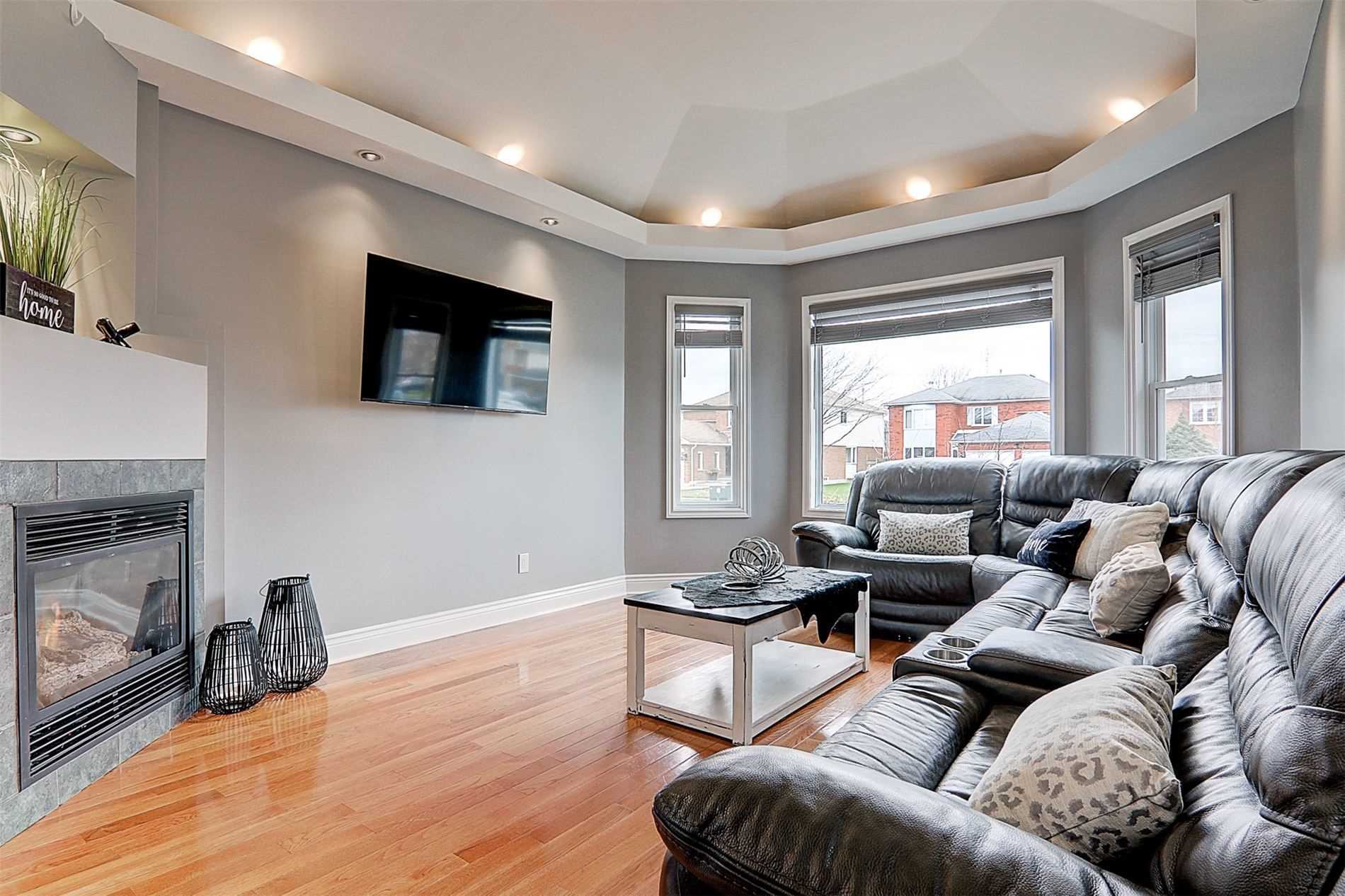 110 Glenabbey Dr