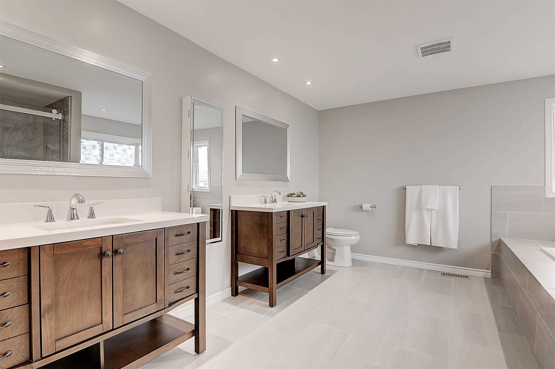 110 Glenabbey Dr