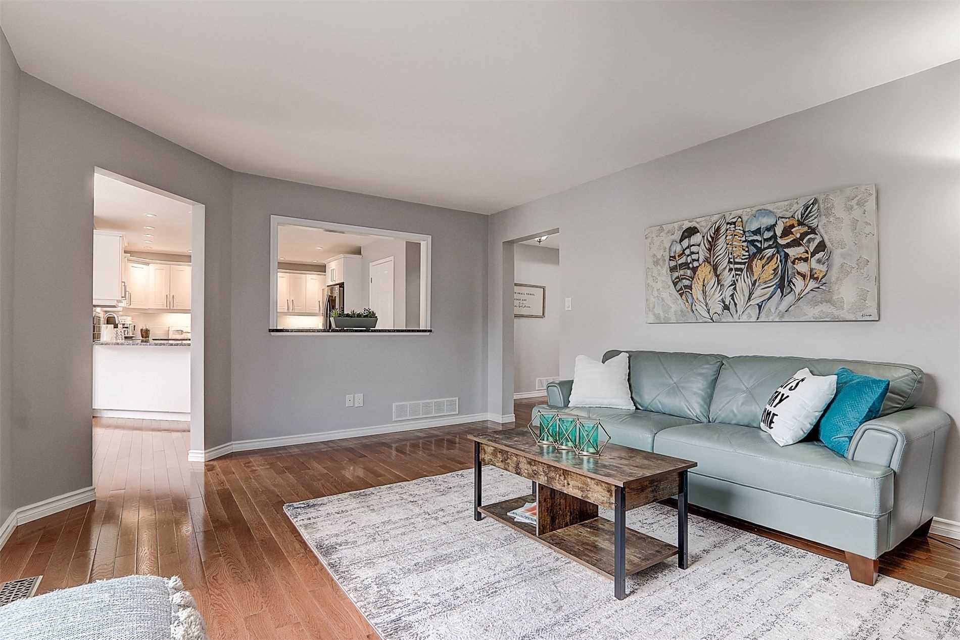 110 Glenabbey Dr