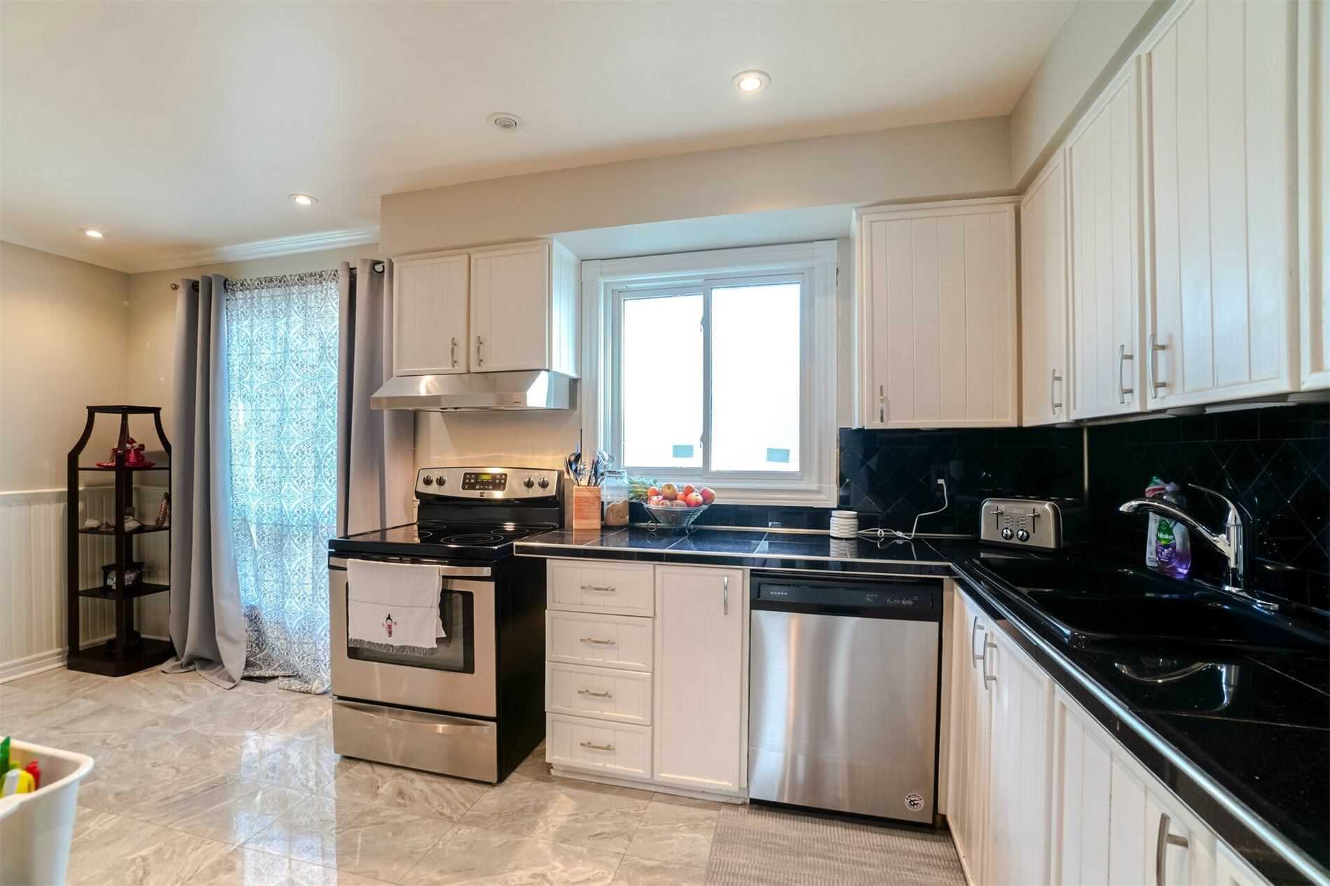 221 Ormond Dr, #37