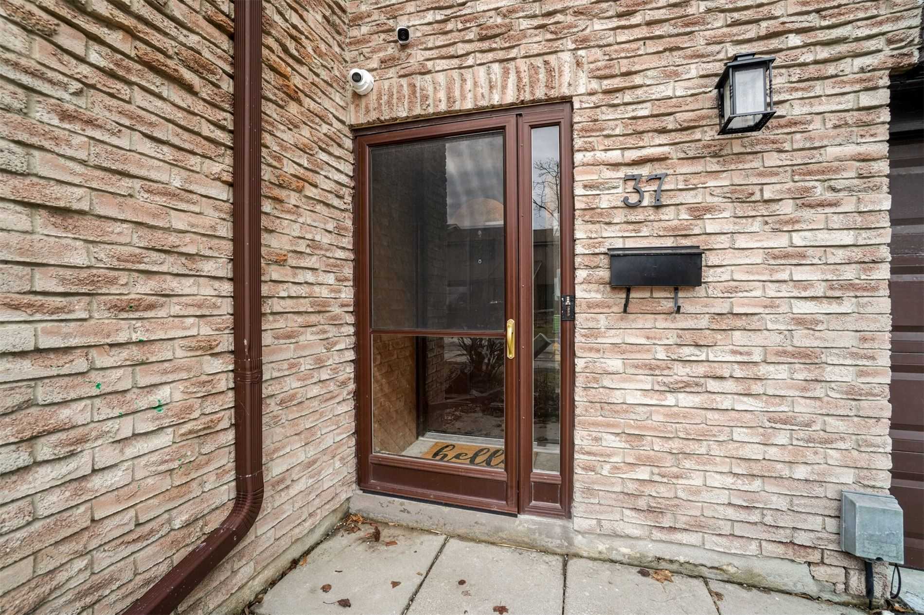 221 Ormond Dr, #37