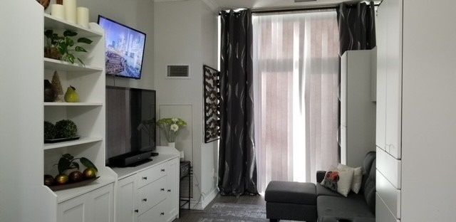61 Town Centre Crt, #102A