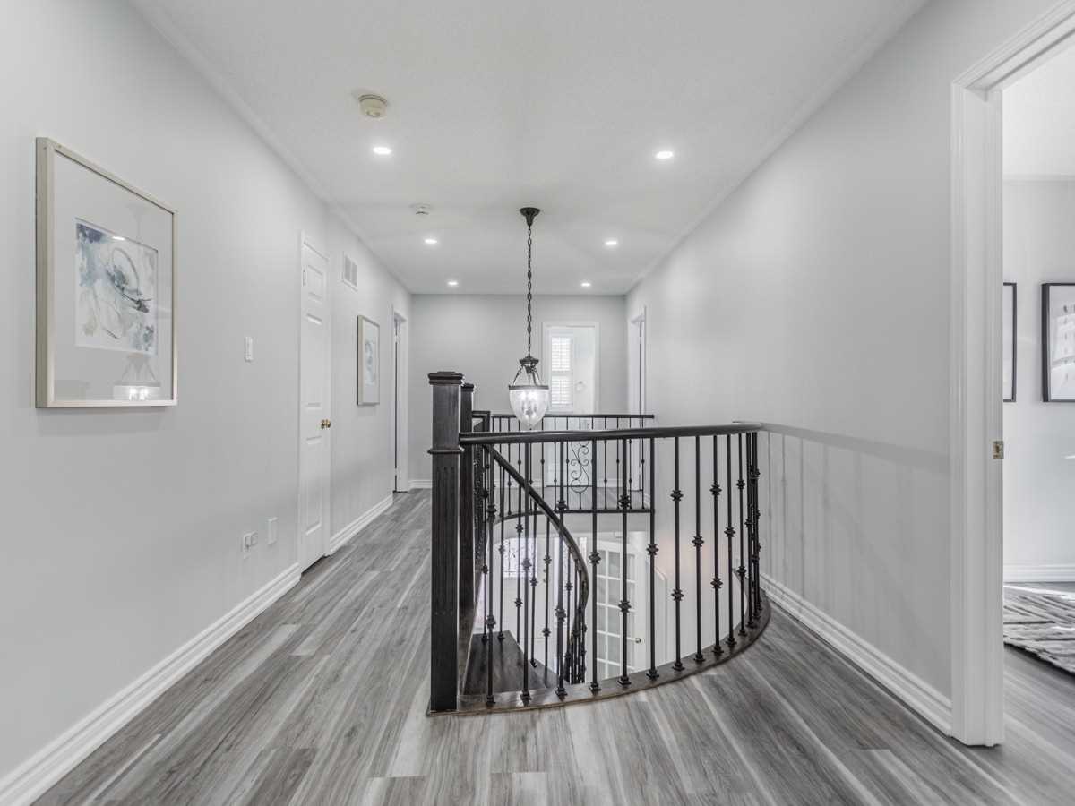 106 Mcquay Blvd