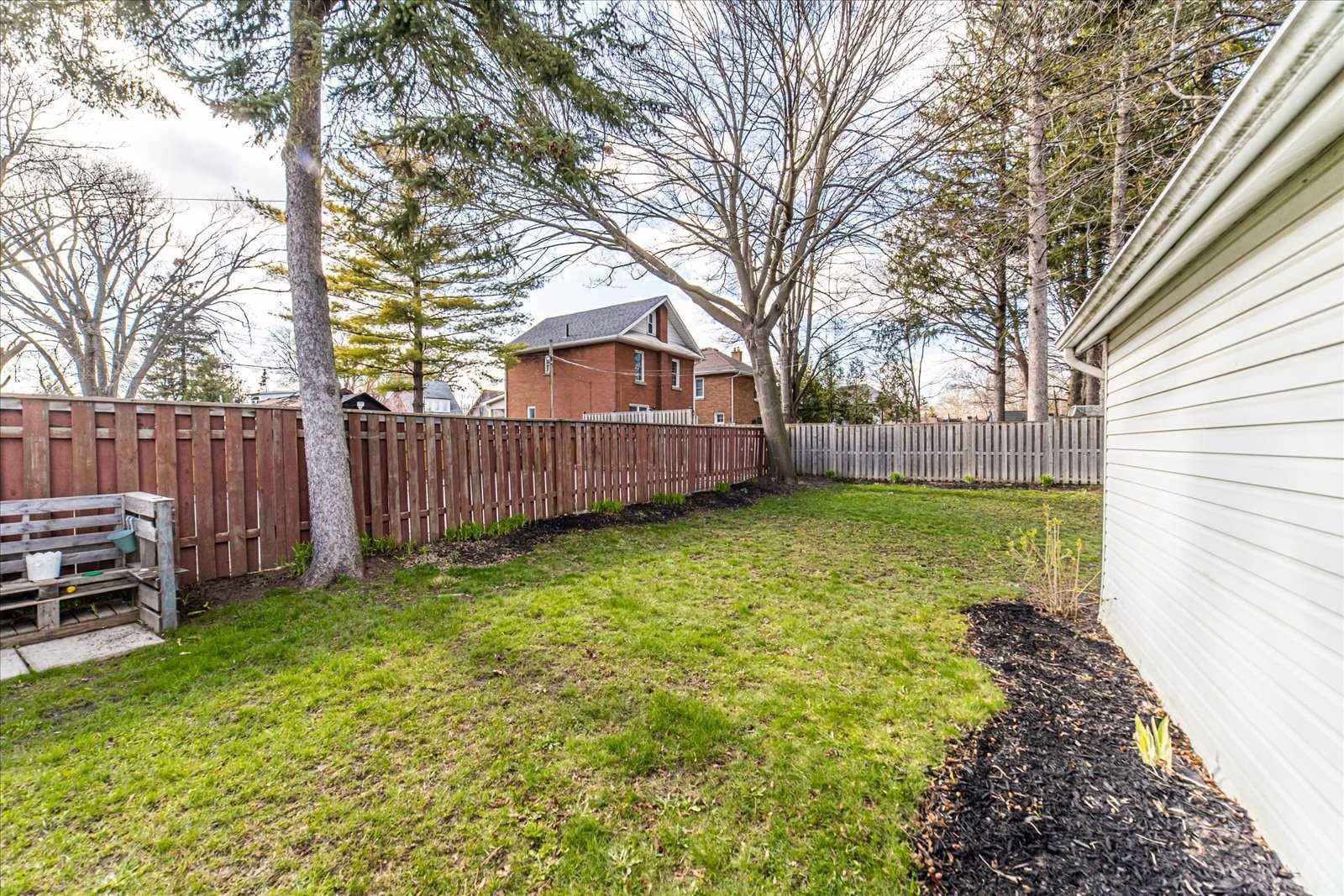 14 Mclaughlin Blvd