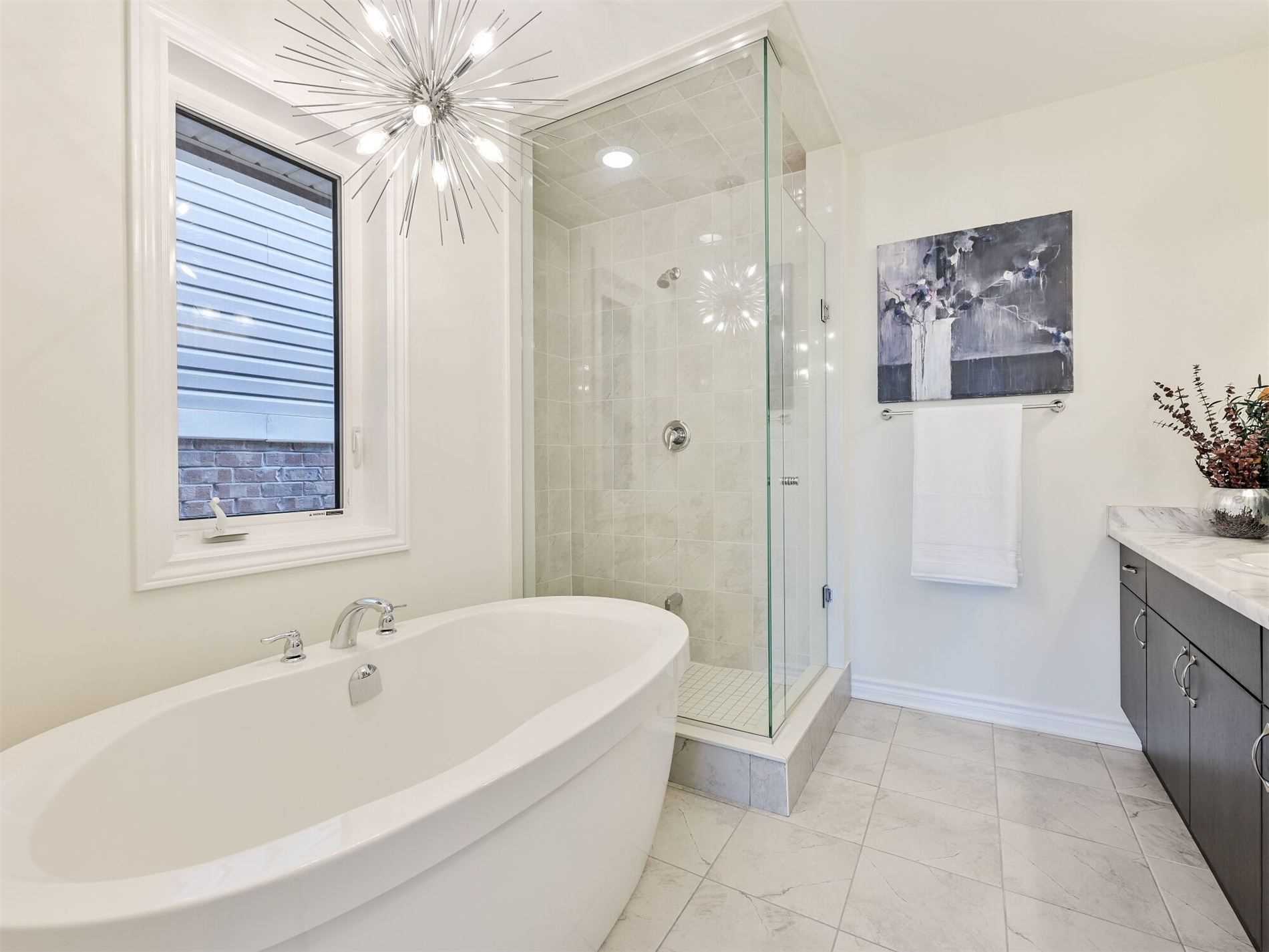 20 Lockyer Dr