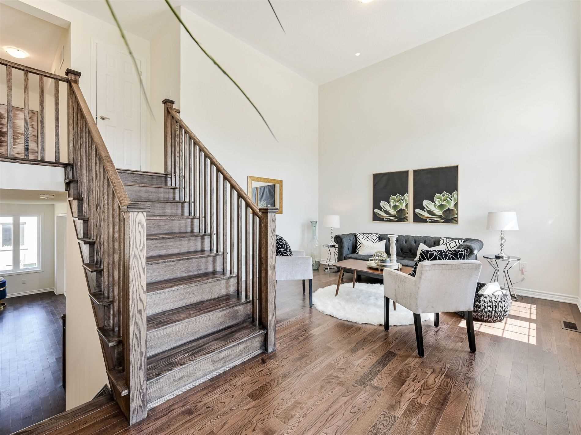 20 Lockyer Dr