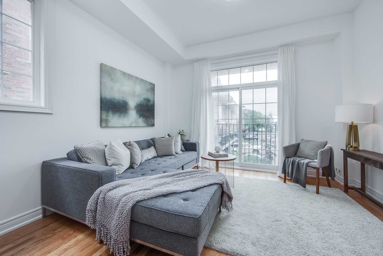2 Fairhead Mews