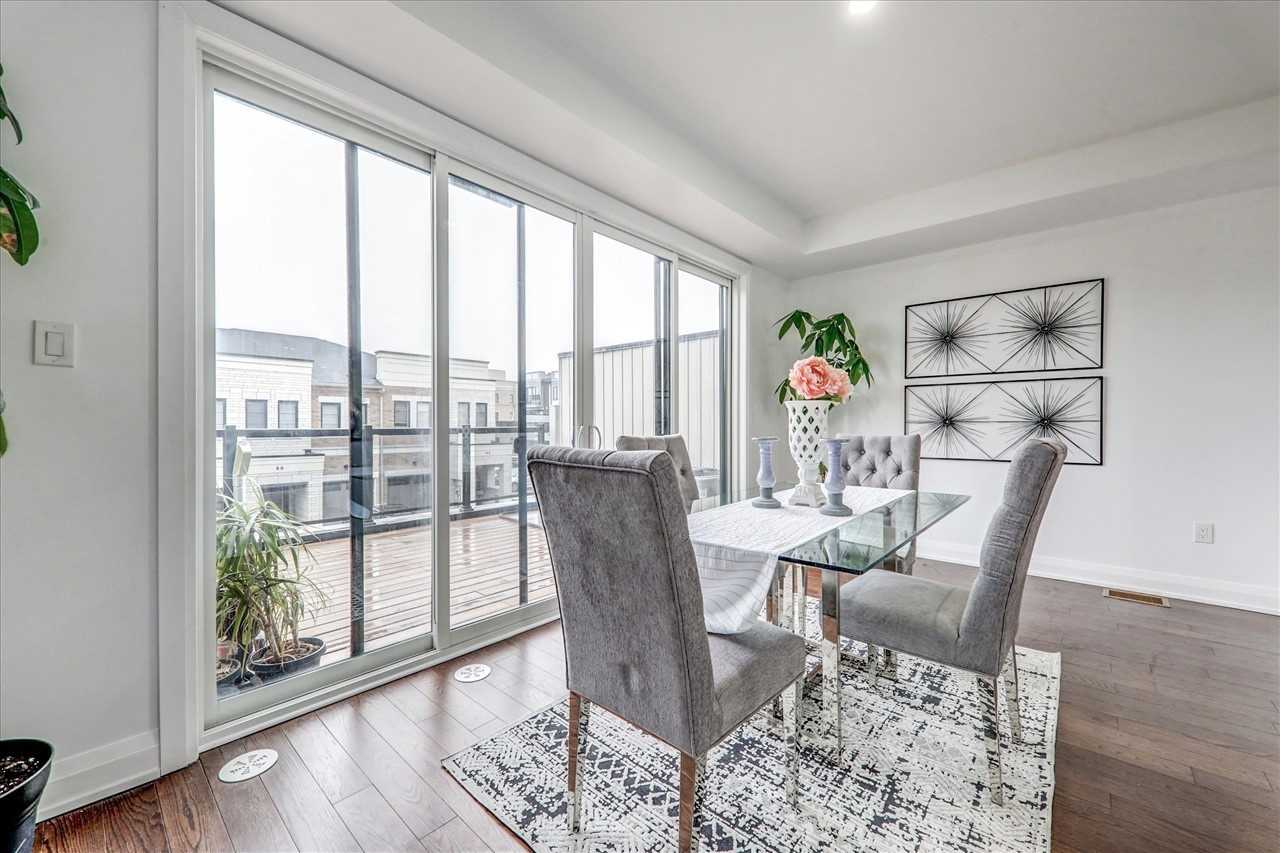 53 King George Way