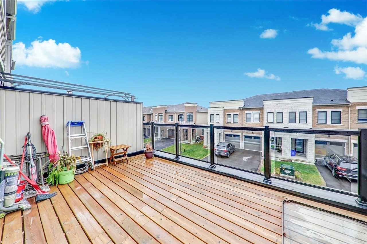 53 King George Way