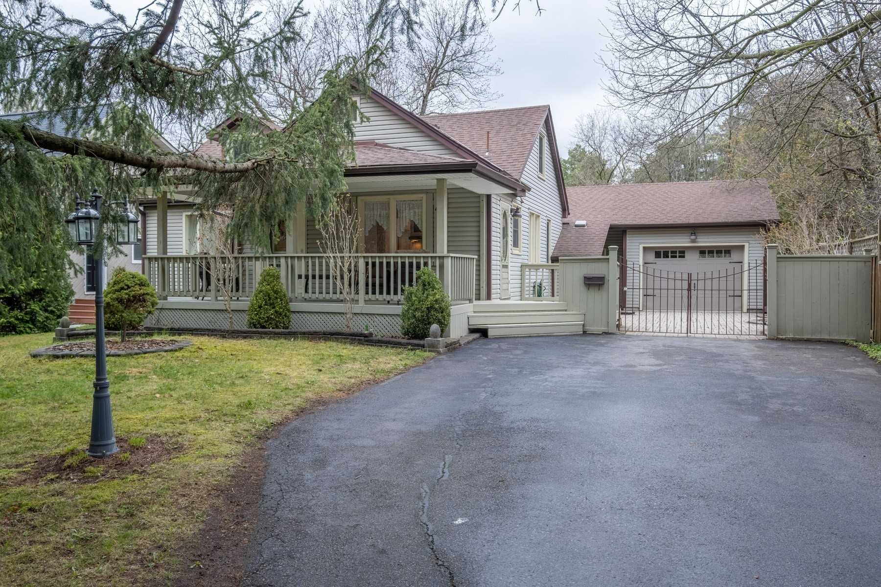 50 Twyn Rivers Dr