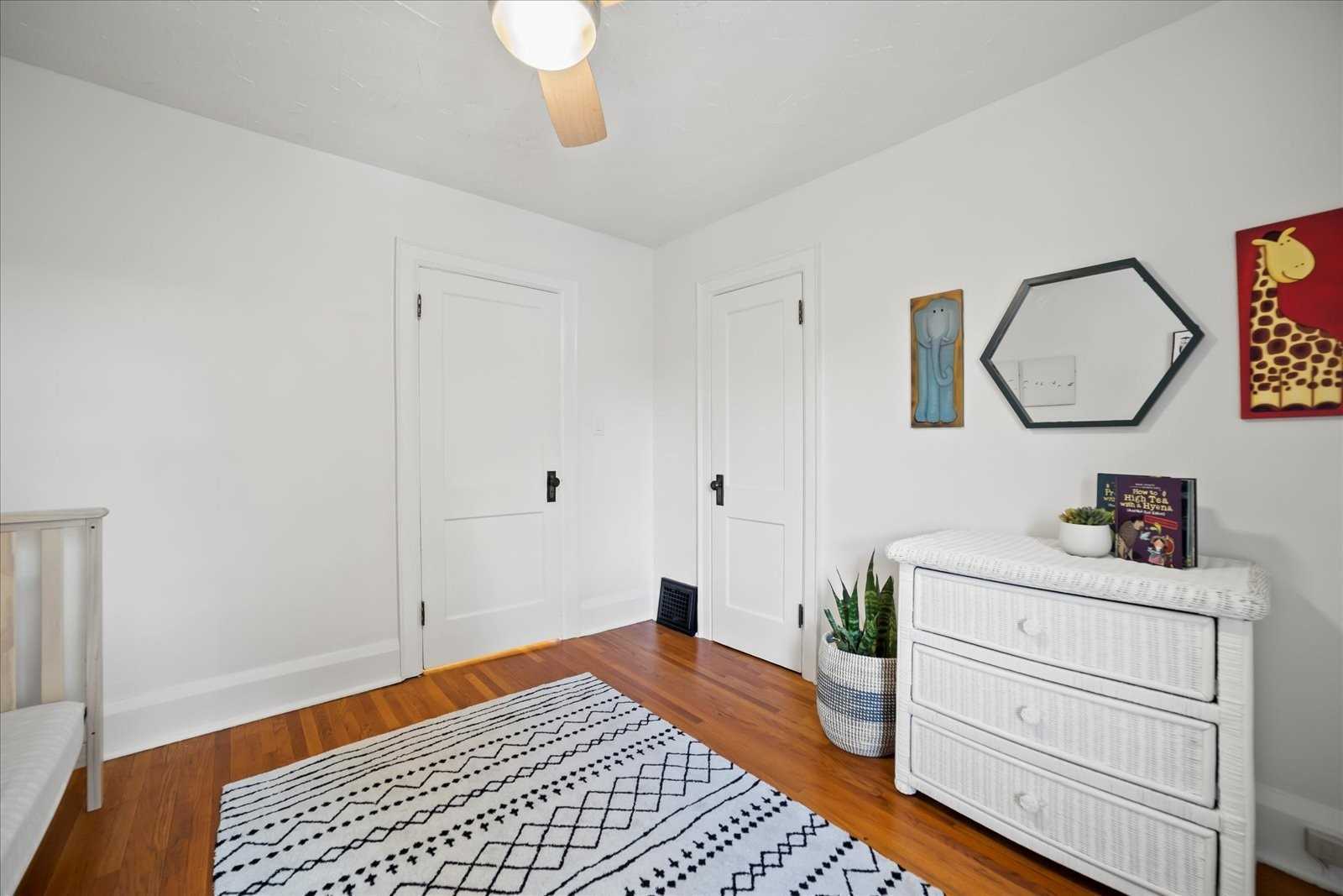 14 Mclaughlin Blvd