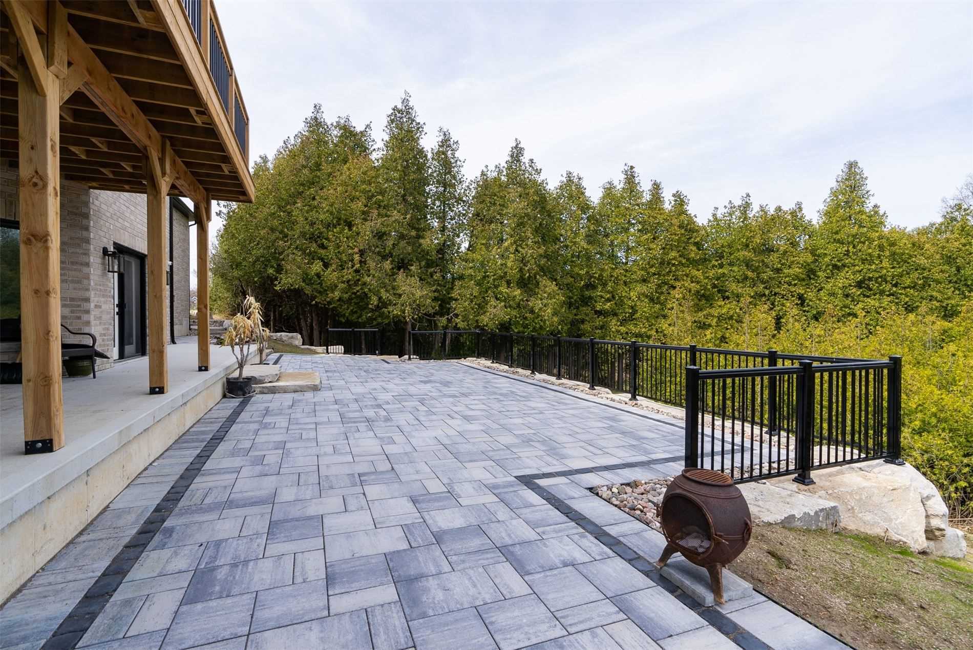 15 Calistoga Dr