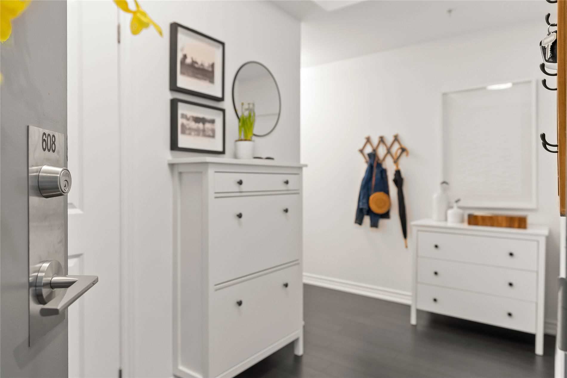 109 King Ave E, #608