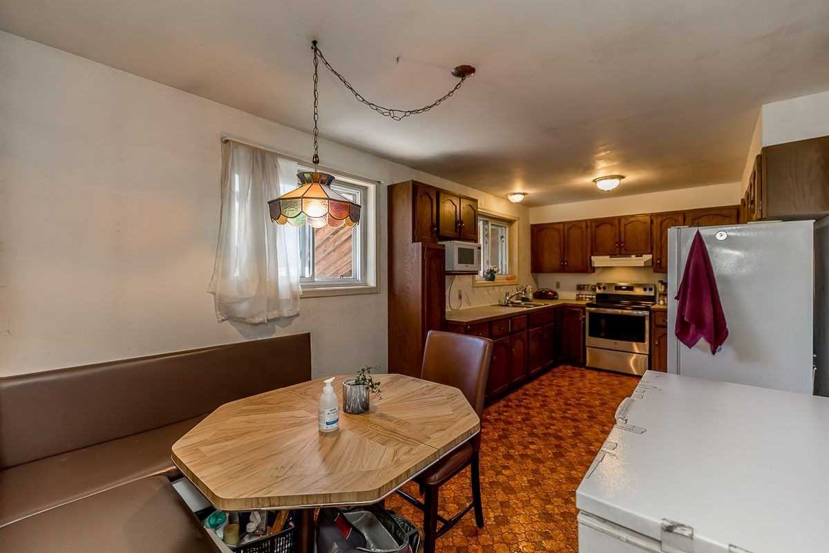 1337 Poprad Ave