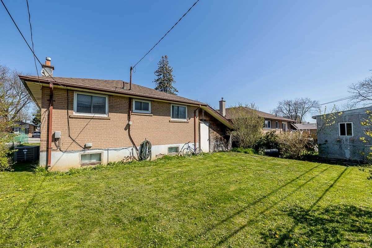 1337 Poprad Ave