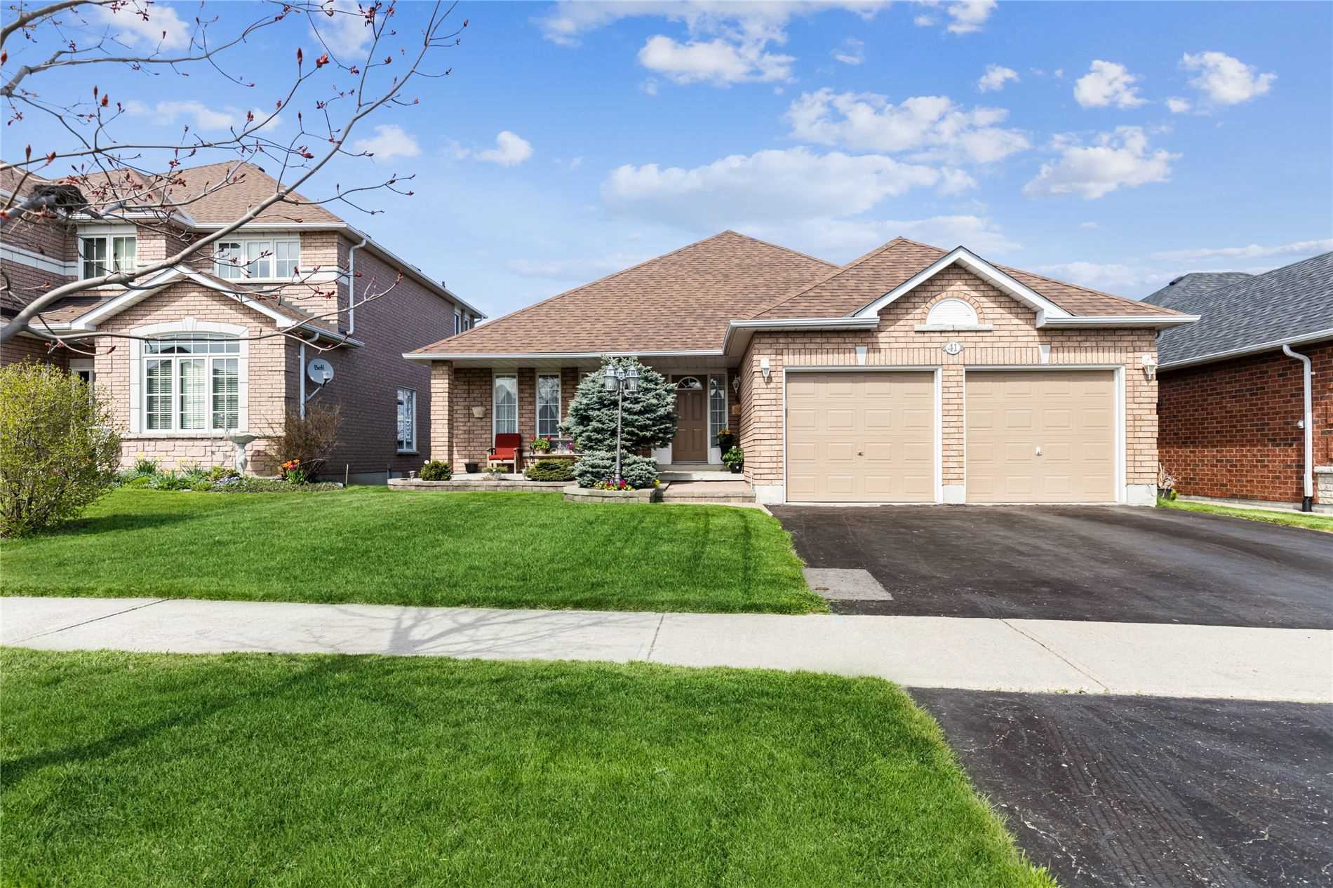 41 Padfield Dr