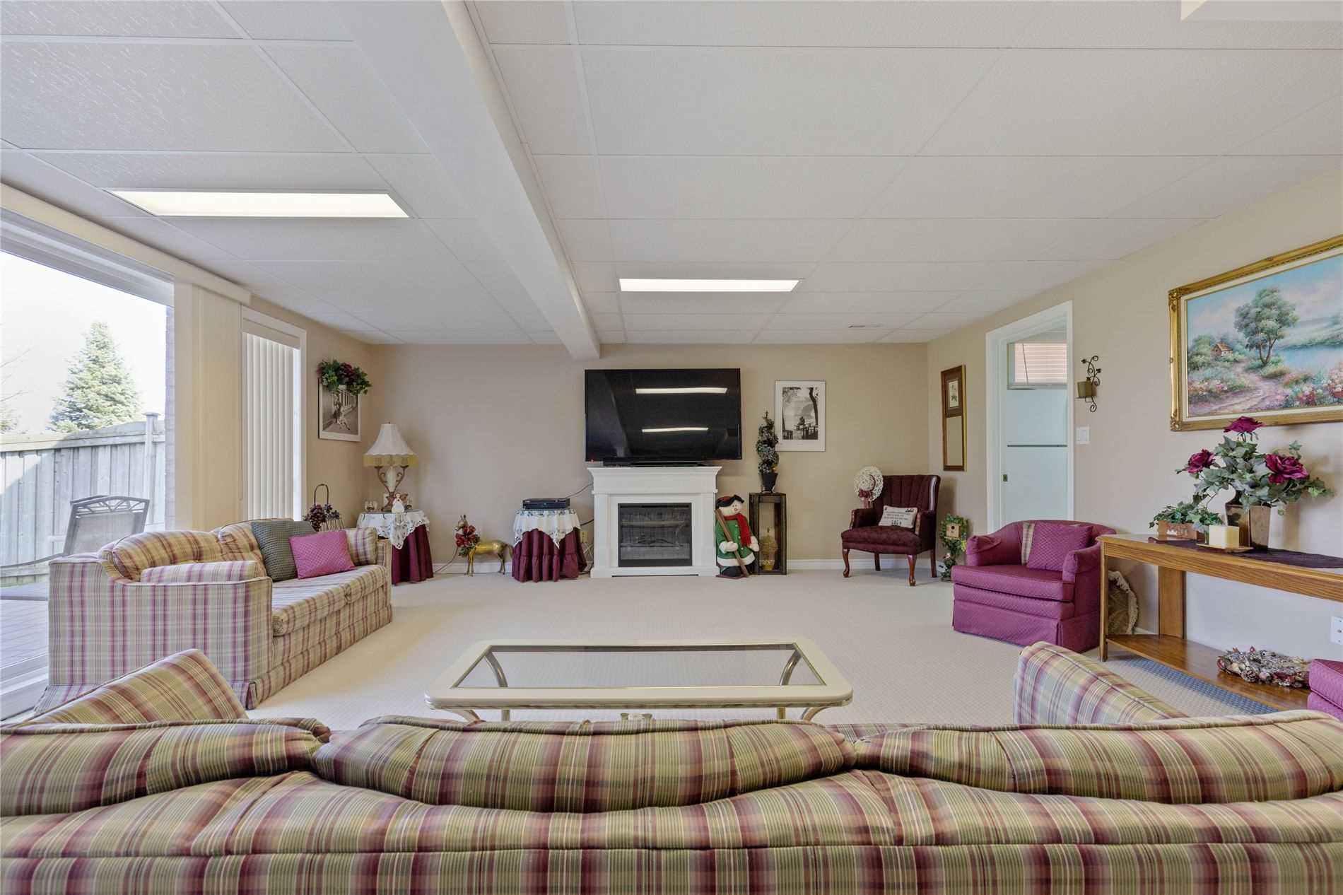 41 Padfield Dr