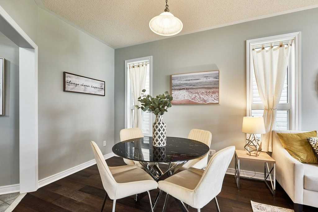 6 Brookvalley Ave