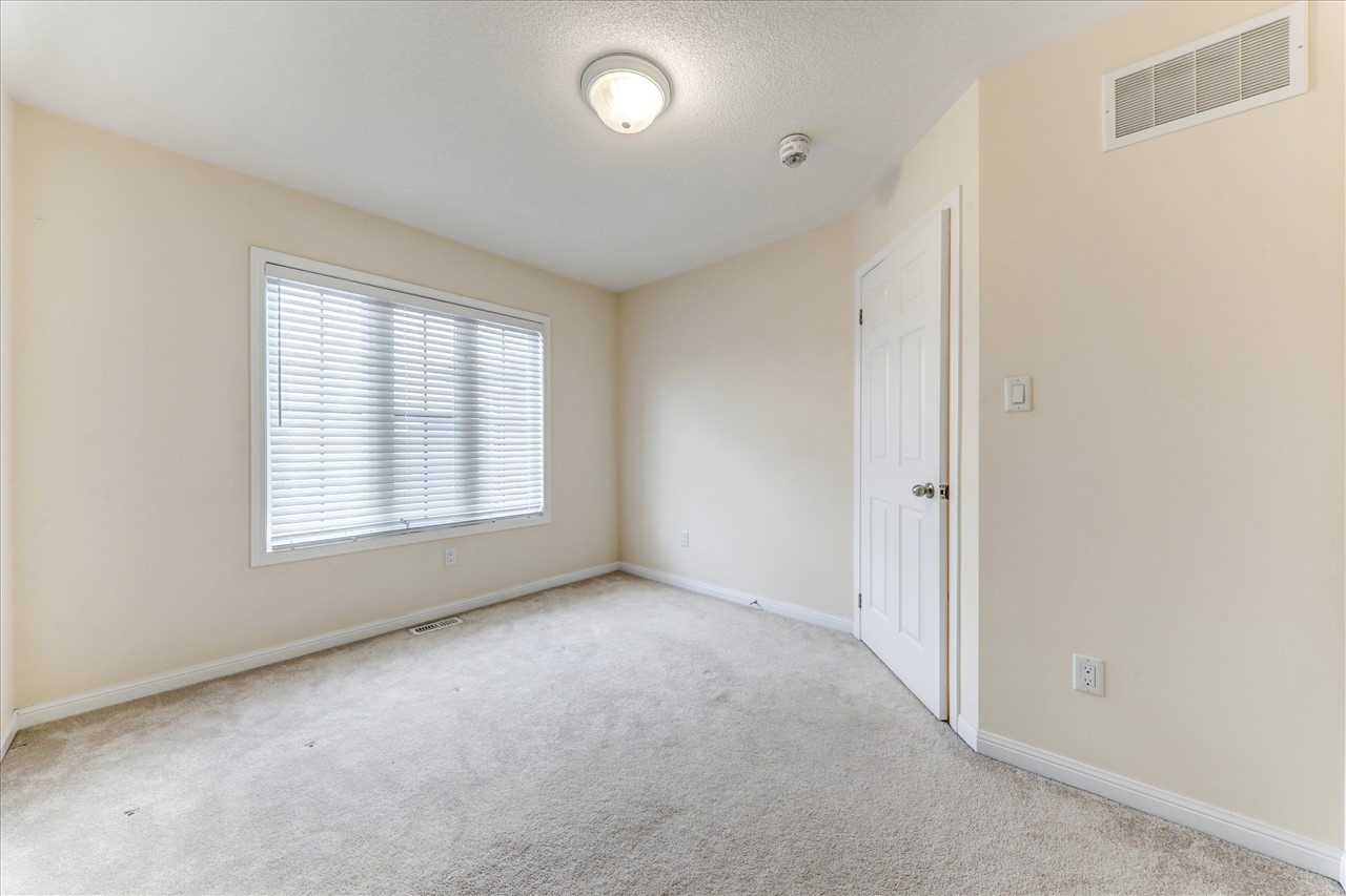 142 Hurst Dr