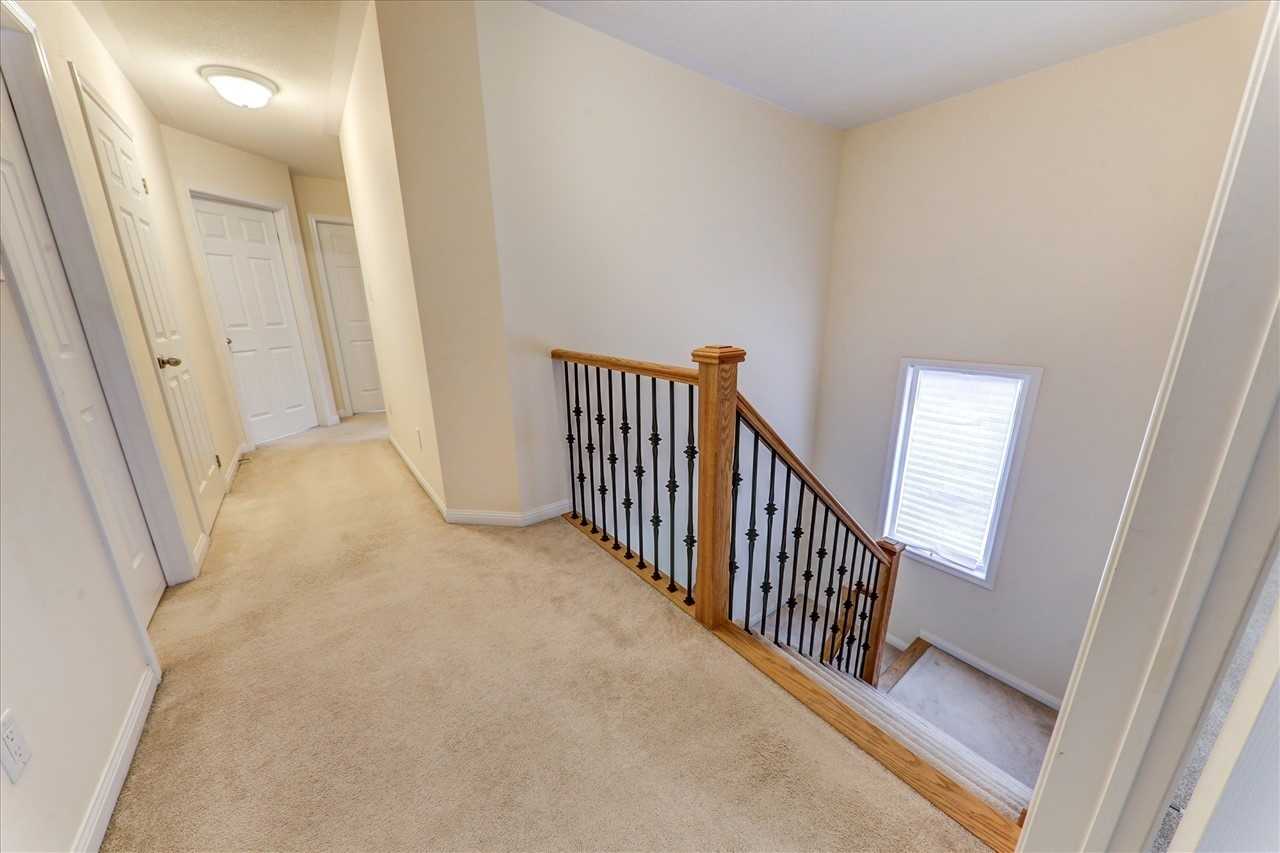 142 Hurst Dr