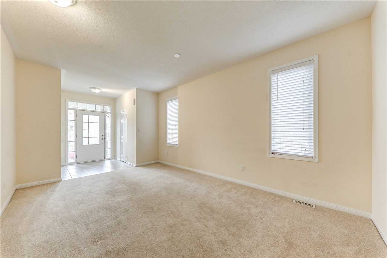 142 Hurst Dr
