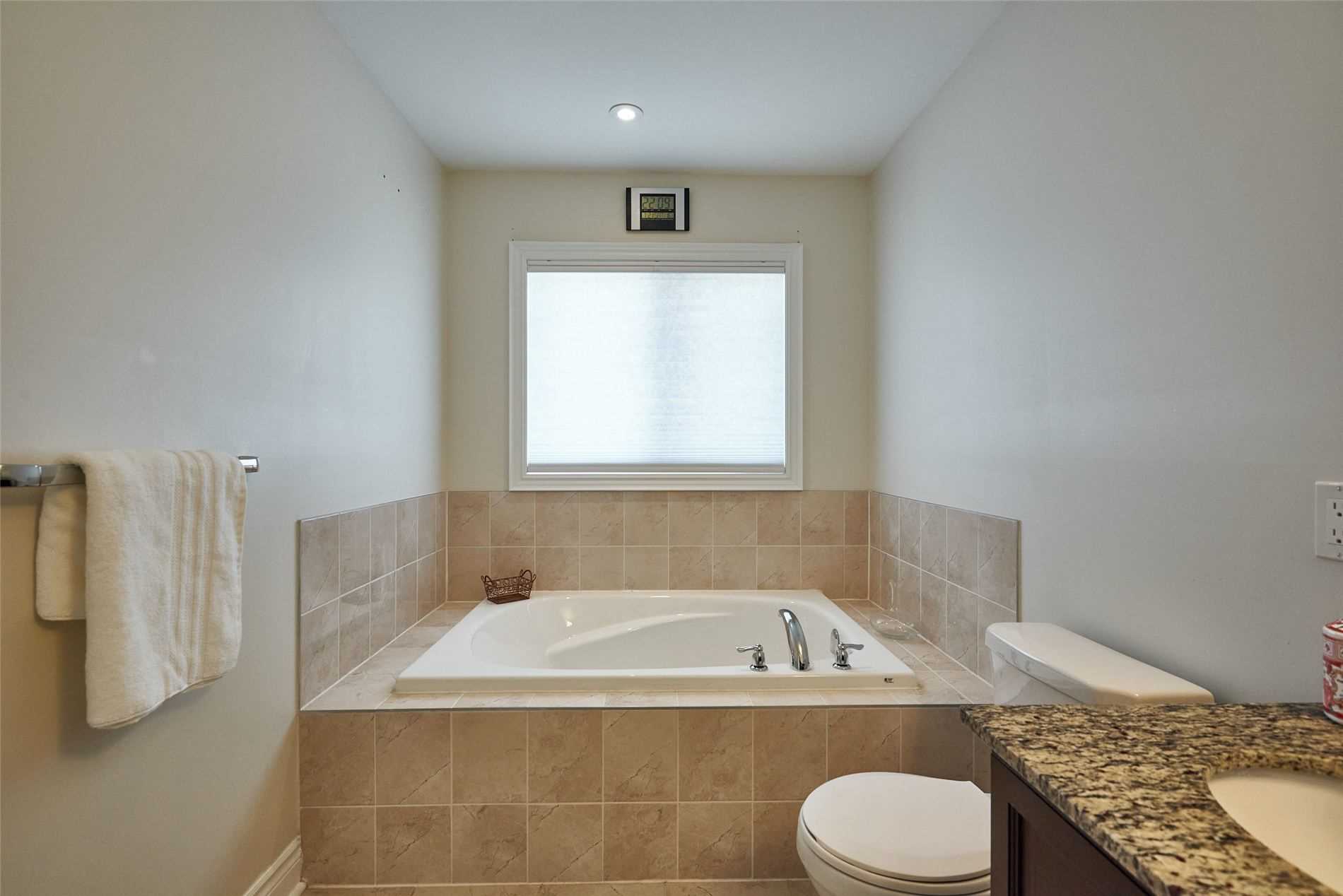 Listing E5626064 - Large Photo # 31