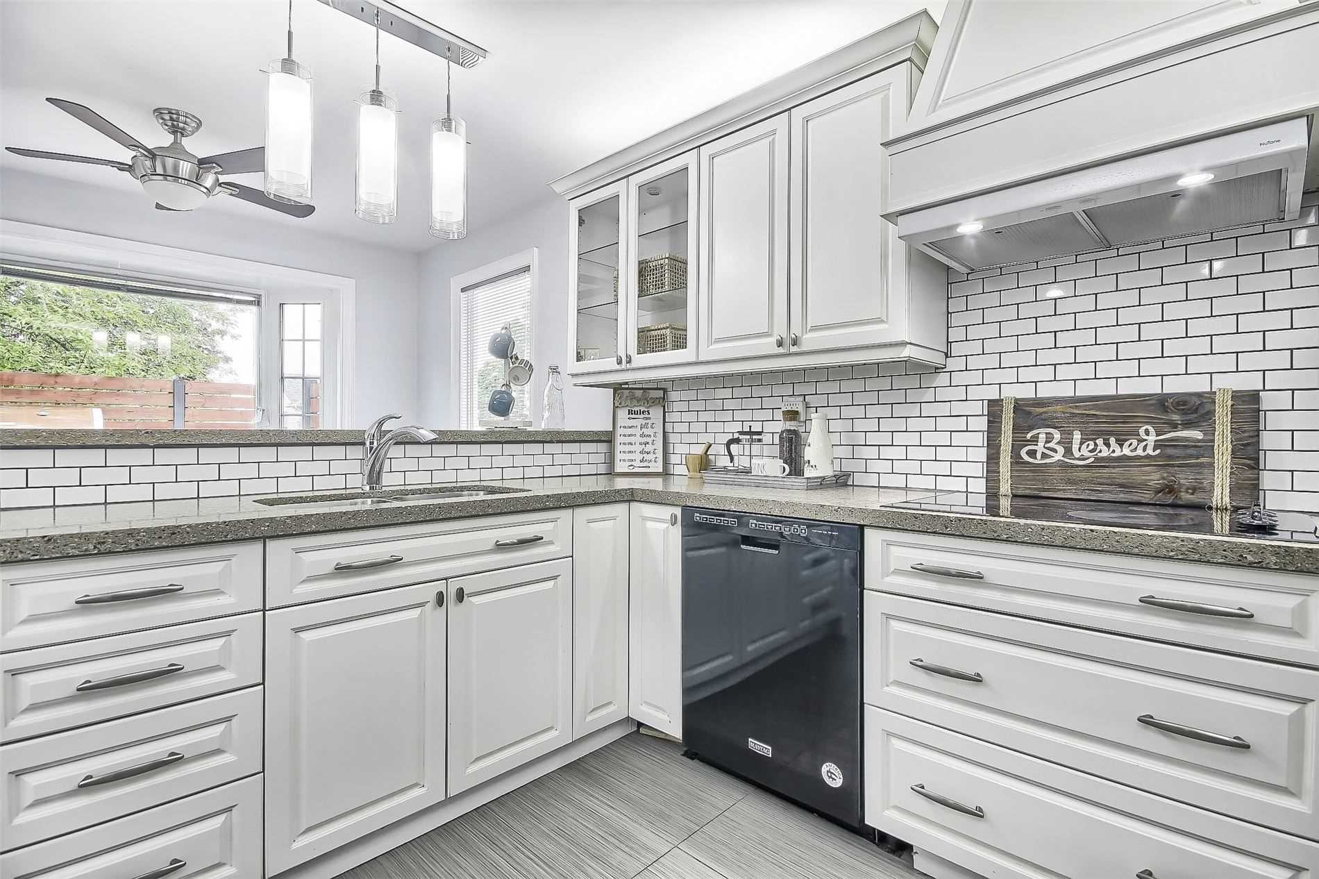 23 Cherry Blossom Cres
