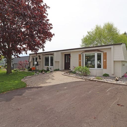 95 The Cove Rd